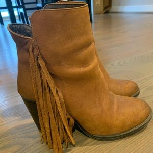Steve Madden Fringe Booties 6.5